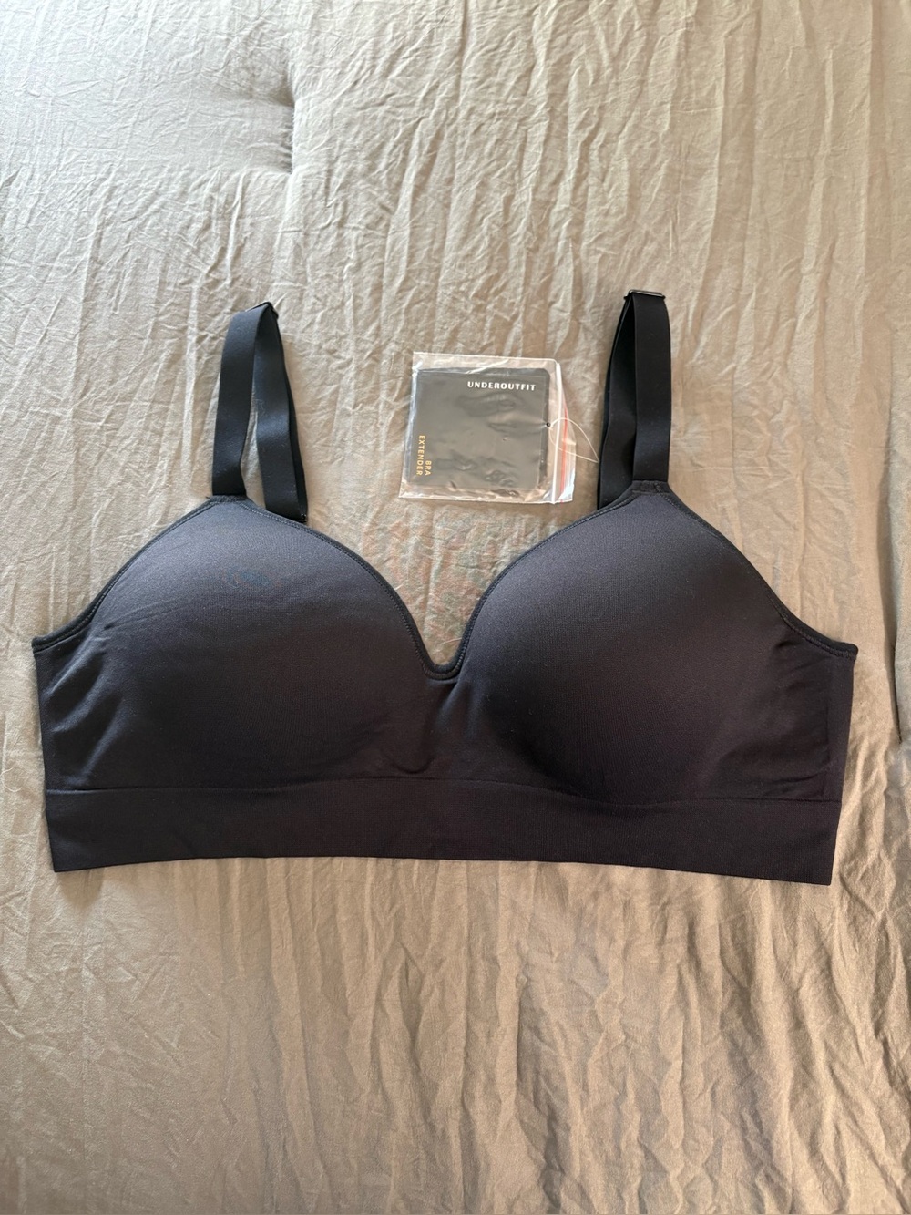 Underoutfit The Infinite Support Bra Black. Size XL. - Picture 2 of 15